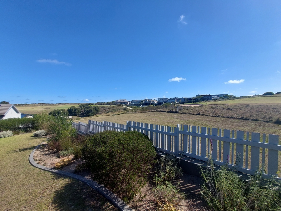 4 Bedroom Property for Sale in Oubaai Western Cape